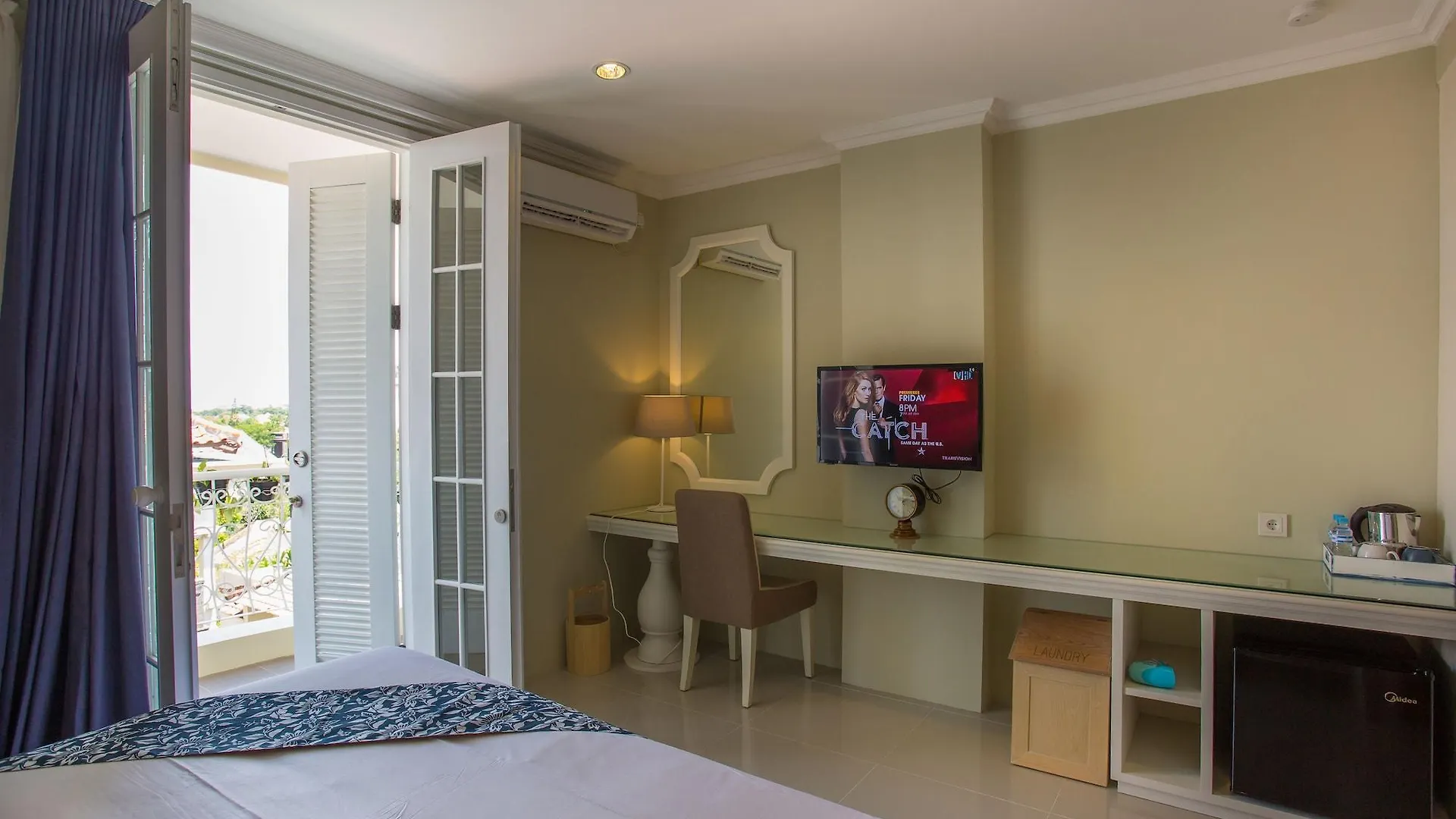 Amalfi Hotel Seminyak 3*,  Endonezya