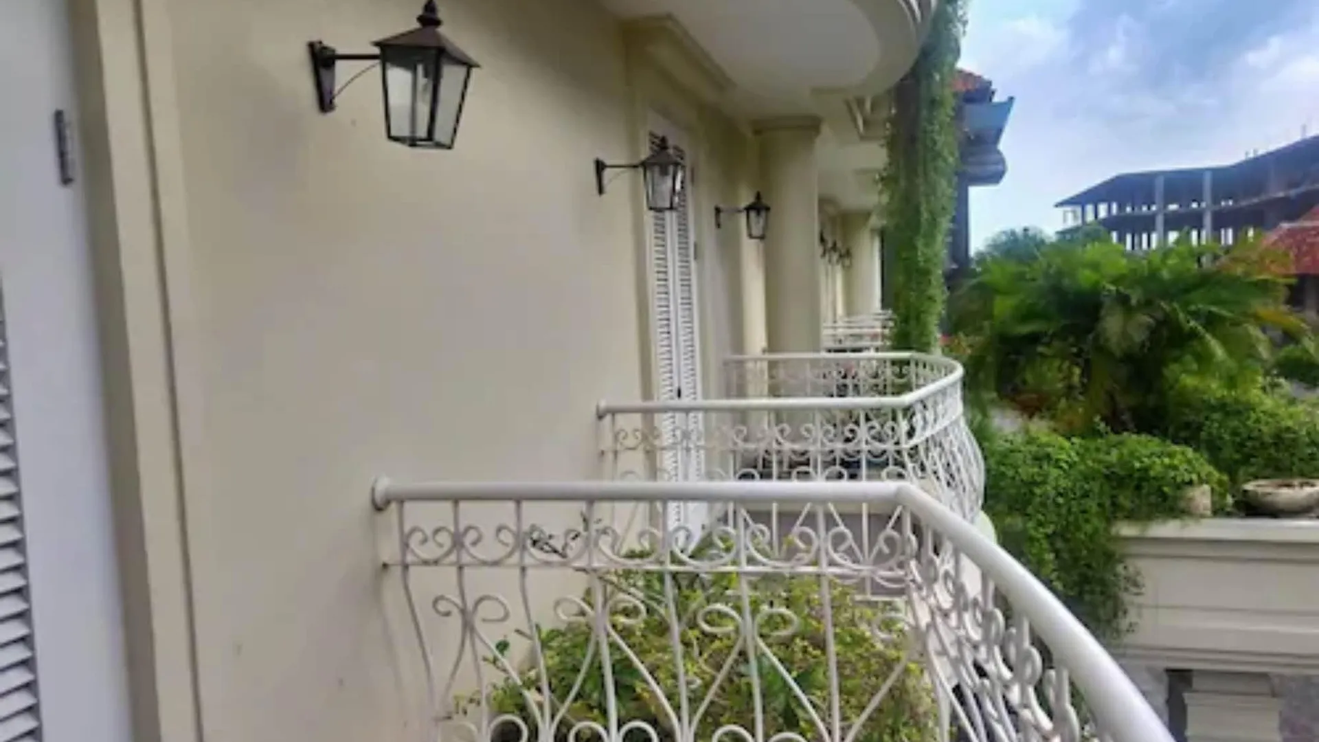 Amalfi Hotel Seminyak