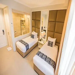 Amalfi Hotel Seminyak