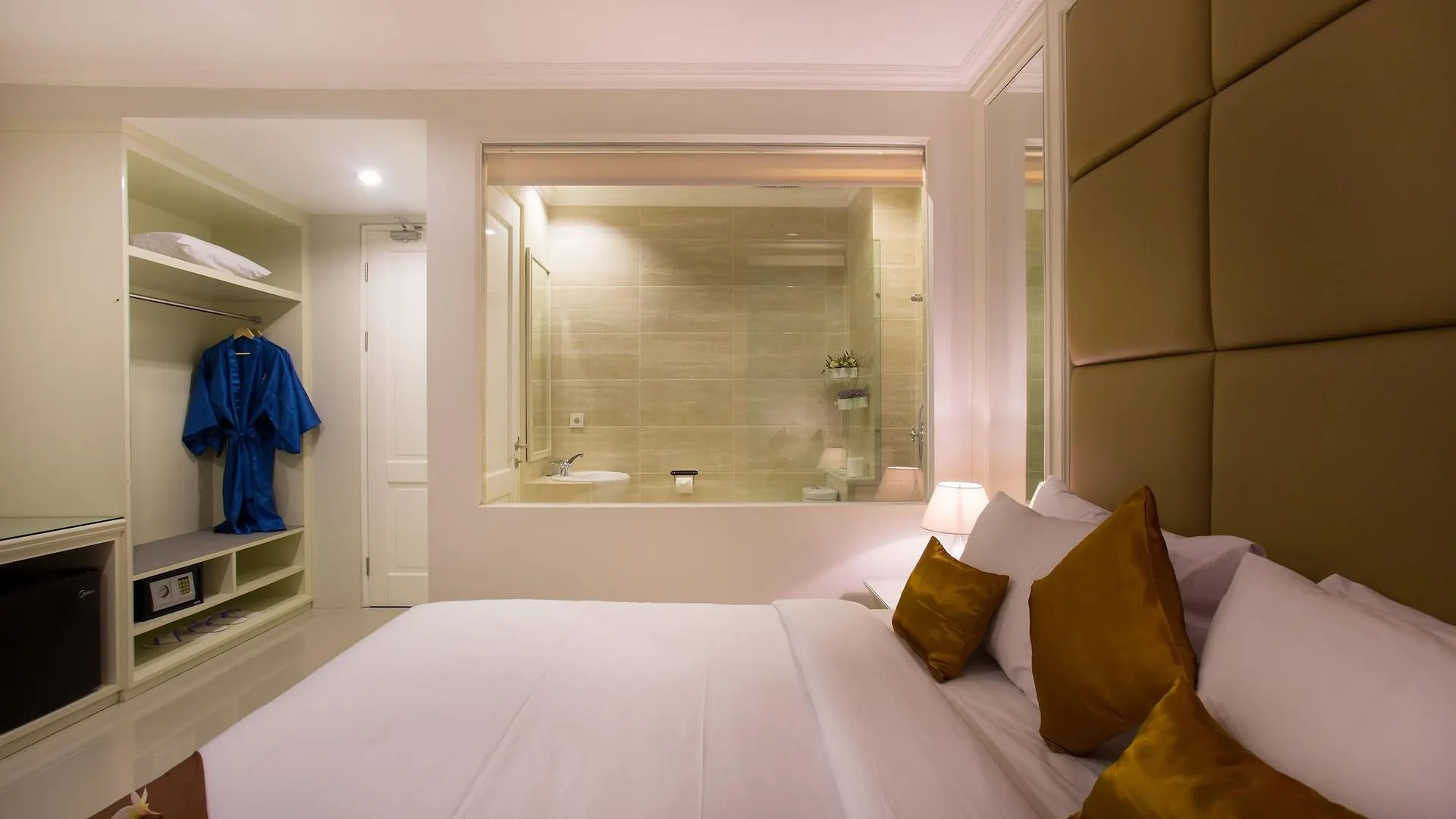 Amalfi Hotel Seminyak