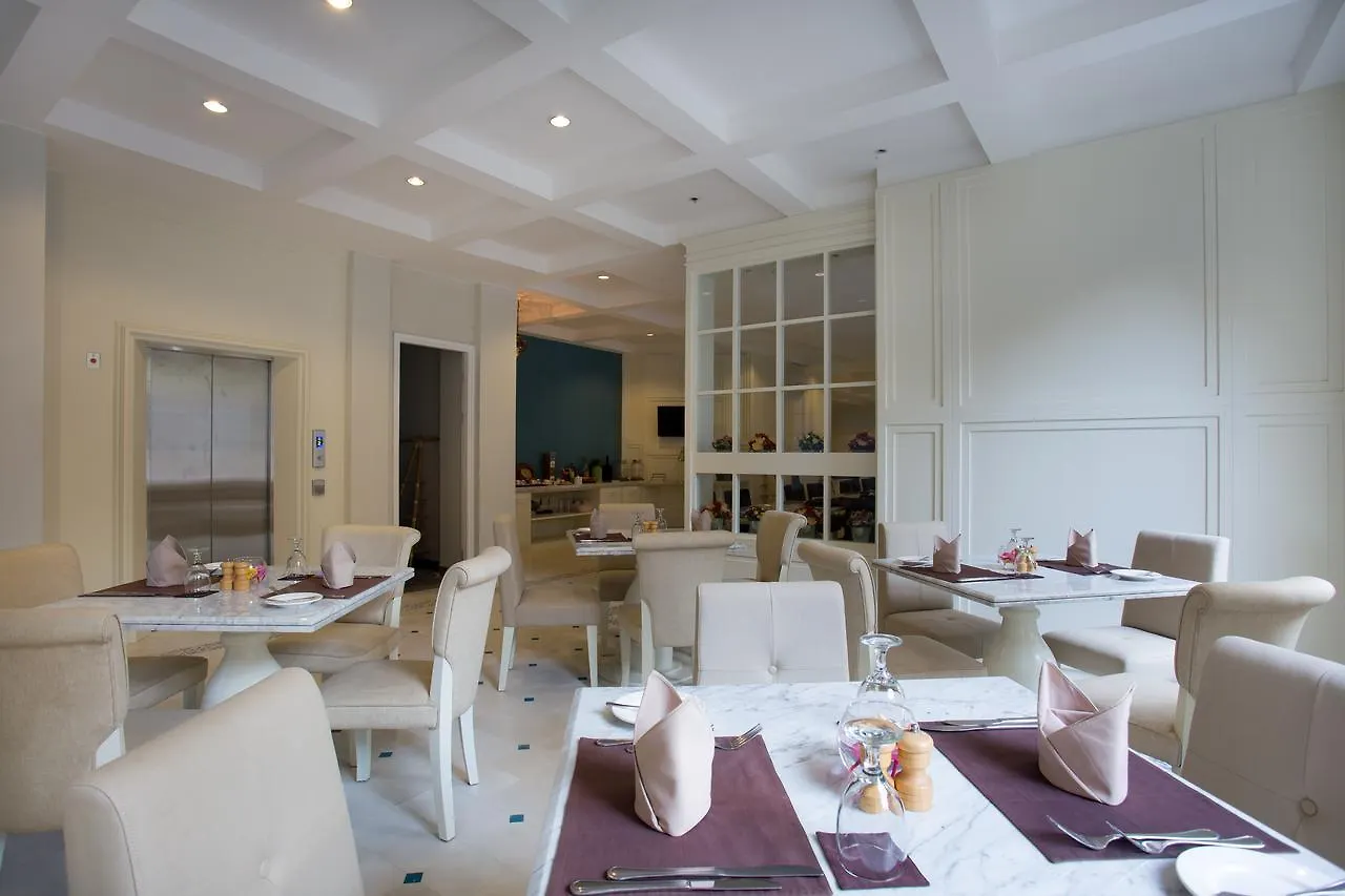 Amalfi Hotel Seminyak